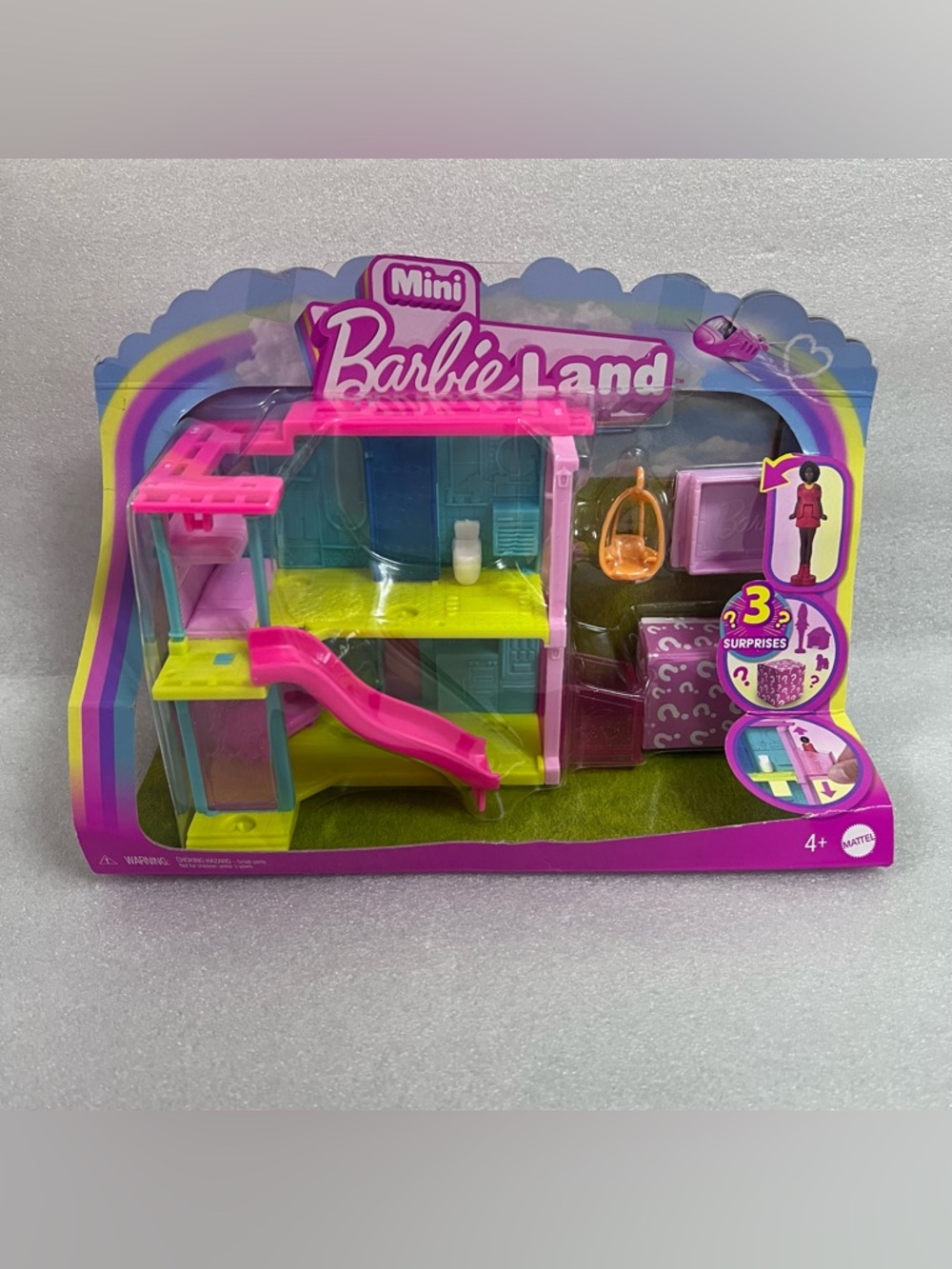 Barbie Mini Barbieland Doll House Playset with Mystery Pack & Accessories